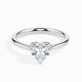 Anillo de compromiso con solitario de diamantes en forma de corazón de 1 ct con diamantes en forma de corazón F-VS