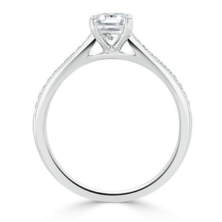 Bague de fiançailles en moissanite solitaire taille radiant de 0,75 ct avec halo caché/montage pavé