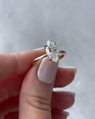 Bague de fiançailles avec diamant solitaire taille marquise de 1,50 ct F/VS1 cultivé en laboratoire