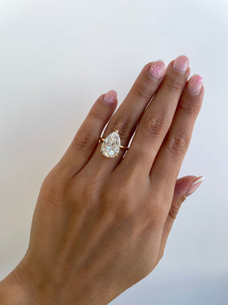 Bague de fiançailles solitaire en moissanite taille poire de 5,75 ct