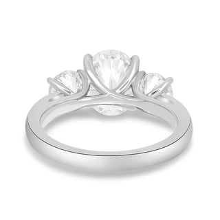 Bague de fiançailles avec diamants de laboratoire à trois pierres de taille ovale de 1,68 à 3,50 ct