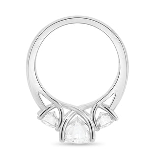 Bague de fiançailles avec diamants de laboratoire F/VS2 à trois pierres de taille ovale de 1,68 ct