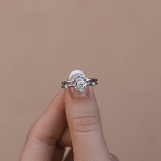 0.22 CT Round Cut Halo Moissanite Bridal Ring Set