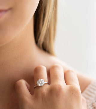 Bague de fiançailles avec diamant solitaire en moissanite à taille ronde de 3,01 ct 