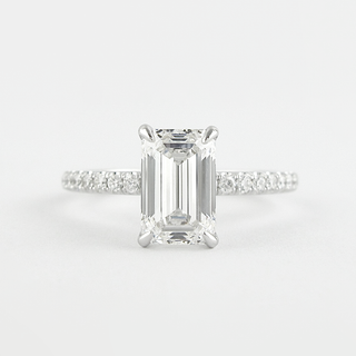 Bague de fiançailles solitaire en moissanite en forme d'émeraude de 1,60 ct