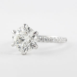 1.5 CT Round Shaped Moissanite Solitaire Engagement Ring