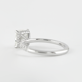 Bague de fiançailles avec halo caché en moissanite en forme de coussin de 1,80 ct