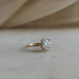 0.80 CT Round Shaped Cluster Halo Engagement Ring