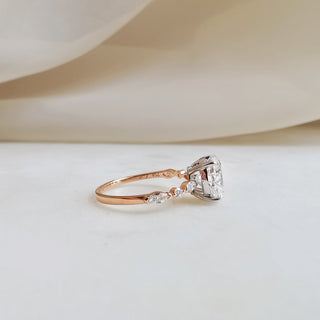 Bague de fiançailles solitaire en moissanite de forme ovale de 1,70 ct