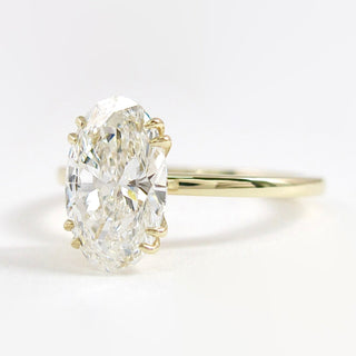 Bague de fiançailles en moissanite de style solitaire à taille ovale de 4,0 ct