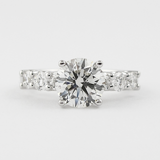 Bague de fiançailles solitaire en moissanite de forme ronde de 1,0 ct