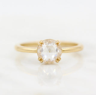 Bague de fiançailles avec diamant solitaire à double griffe et coupe ronde de 1 ct en moissanite 