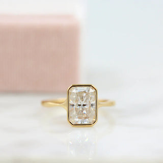 Bague de fiançailles solitaire en or massif avec diamant moissanite radieux serti clos 2 carats pour elle