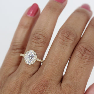 Bague de fiançailles halo en moissanite de forme ovale de 1,91 ct