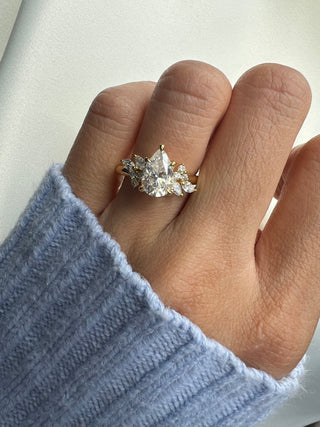 1.0-3.0 CT Pear Diamond Cluster Engagement Ring