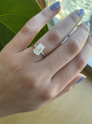 Bague de fiançailles solitaire avec diamant émeraude de 1,50 à 3,50 ct