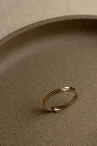 Classic Plain Cigar Style  Wedding Band