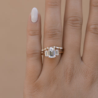 Alliance de mariage demi-éternité en moissanite ronde et baguette de 1,8 ct