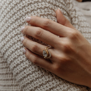 1.54-3.50 CT Pear CVD Diamond Unique Engagement ring