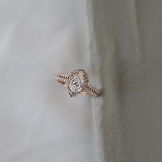 0.25 CT Round Cut Swirl Moissanite Wedding Band