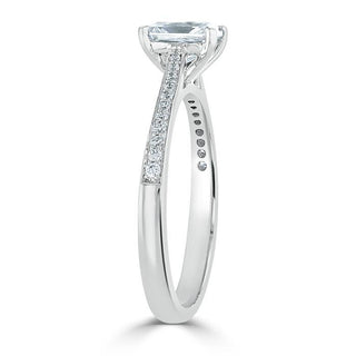 Bague de fiançailles en moissanite solitaire taille radiant de 0,75 ct avec halo caché/montage pavé