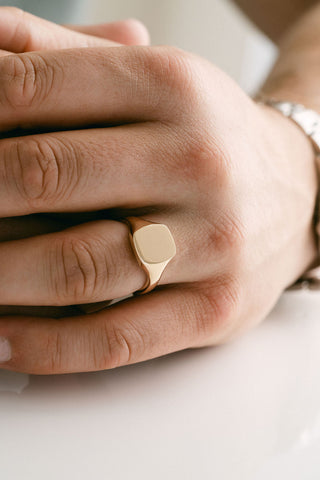 Anillo de boda con sello rectangular para hombre 