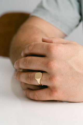 Anillo de boda con sello rectangular para hombre 