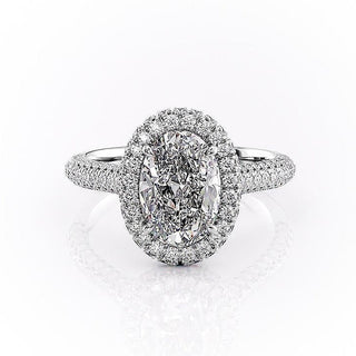 Bague de fiançailles en moissanite à triple pavé et halo ovale de 2,10 ct