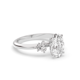 Bague de fiançailles avec solitaire en diamant ovale F-VS1 de 1,50 à 3,50 ct