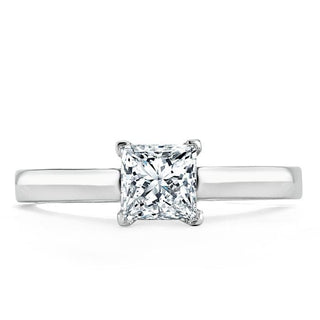 Bague de fiançailles solitaire en moissanite de forme princesse de 1,0 ct