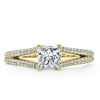 Bague de fiançailles en moissanite solitaire taille princesse de 1,0 ct avec monture fendue