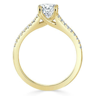 Bague de fiançailles solitaire en moissanite en forme de coussin de 1,0 ct à tige fendue