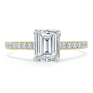 Bague de fiançailles solitaire en moissanite de forme émeraude de 1,50 ct