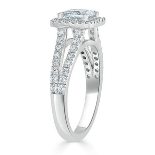 Bague de fiançailles en moissanite taille princesse 1,0 ct avec monture à tige fendue et halo