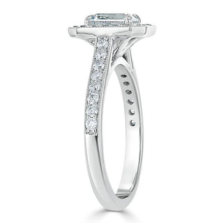 Bague de fiançailles halo en moissanite en forme d'émeraude de 1,0 ct