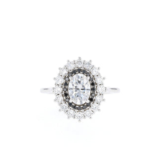 Bague de fiançailles à tige fendue en moissanite ovale à double halo de 0,75 ct