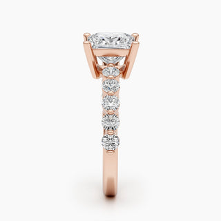 Anillo de compromiso con diamantes de talla princesa F-VS de 1,5 ct con engaste pavé