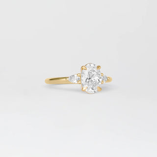 Bague de fiançailles avec diamants ovales CVD de 1,30 à 3,50 ct