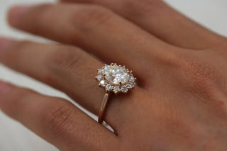 2.0CT Oval Floral Halo Moissanite Diamond Solitaire Engagement Ring