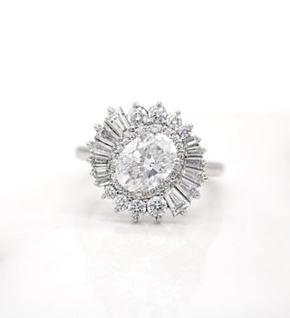 Bague de fiançailles unique en forme de grappe de diamants en moissanite à taille ovale de 1,15 ct 