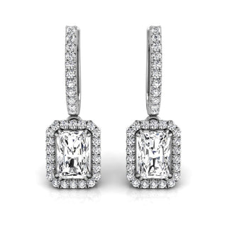 Boucles d'oreilles créoles en moissanite avec halo de diamants taille radiante pour elle