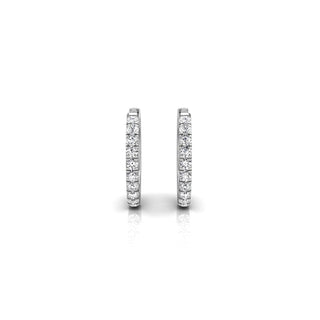 Petites boucles d'oreilles en diamants à coupe ronde et moissanite pour elle