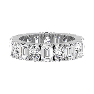 Alliance de mariage alternative en diamants avec moissanite taille ovale et émeraude 