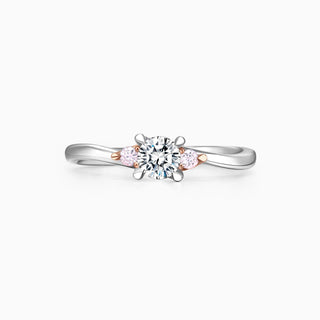 Bague de fiançailles à trois pierres en moissanite et diamants taille ronde de 1,0 ct 