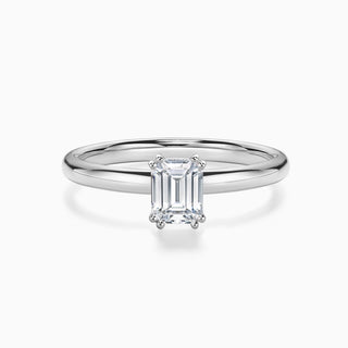 Bague de fiançailles solitaire en moissanite taille émeraude de 1,0 ct 