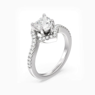 Bague de fiançailles avec halo de diamants en moissanite taille cœur de 1,0 ct 