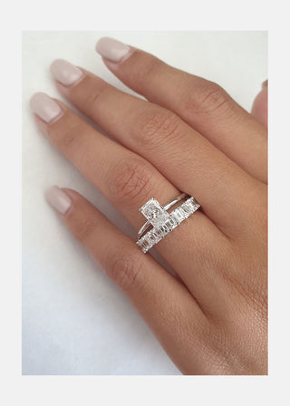 Anillo de compromiso de cuatro puntas con diamante moissanita solitario radiante de 1,0 ct