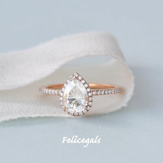 Bague de fiançailles halo en moissanite en forme de poire de 1,25 ct