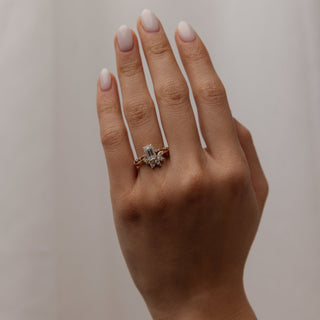 Bague de fiançailles avec solitaire en diamant CVD et émeraude de 1,57 à 3,50 ct