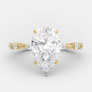 Bague de fiançailles en moissanite taille poire de 2,50 ct avec sertissage pavé délicat